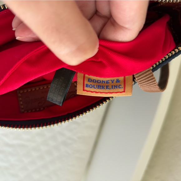 Dooney & Bourke Gretta Everyday Crossbody - Picture 8 of 10